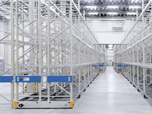 無軌式移動貨架